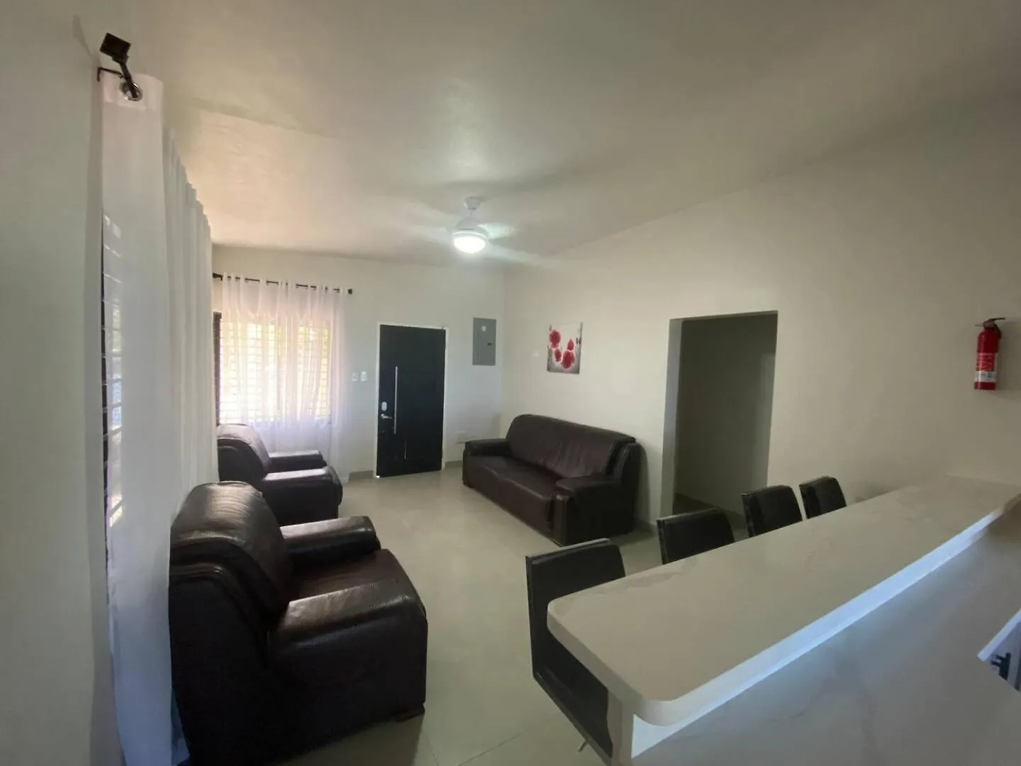 Landing Strip Villa Black River